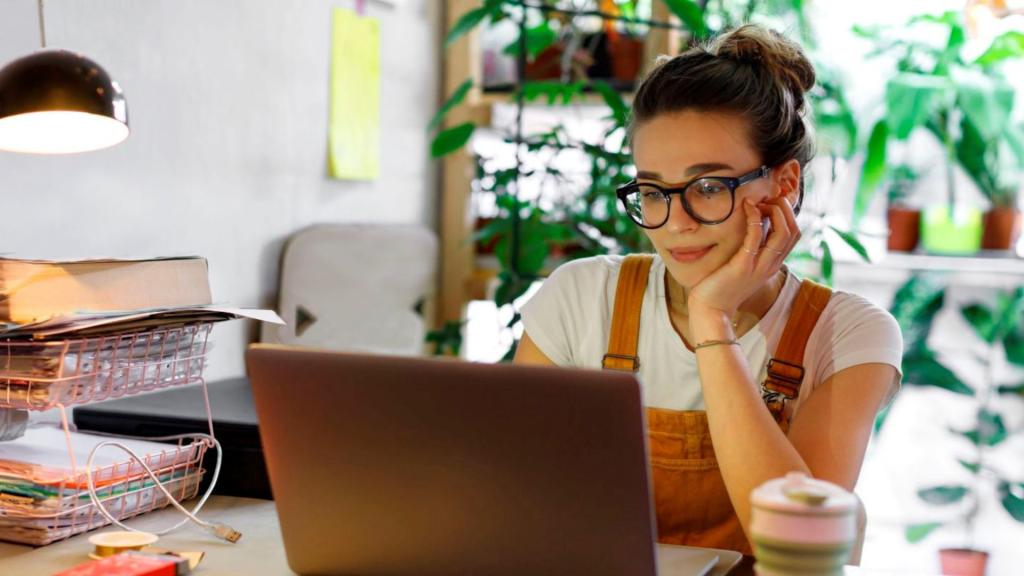 girl studying at a computer