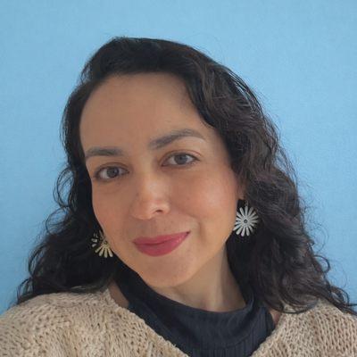 woman with brown hair