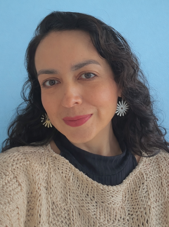 Paula Henao headshot