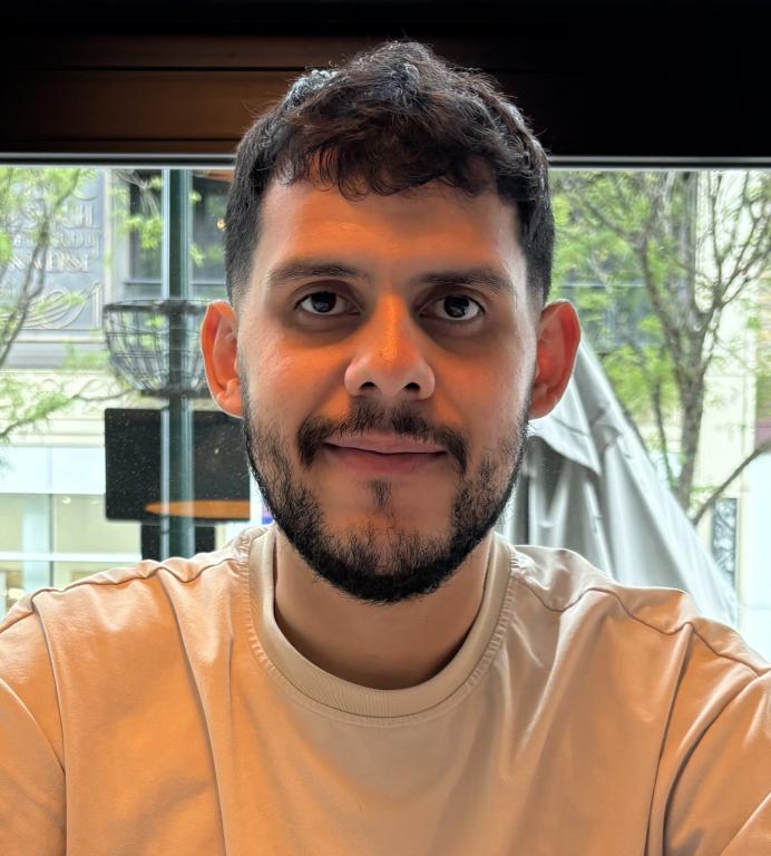 Christian Larios headshot